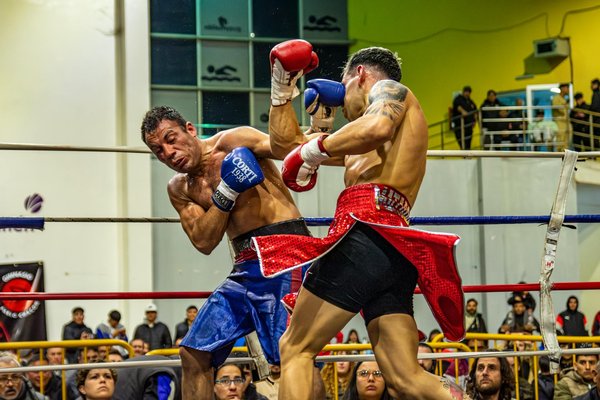 Comment la technologie influence-t-elle les performances des athlètes ?